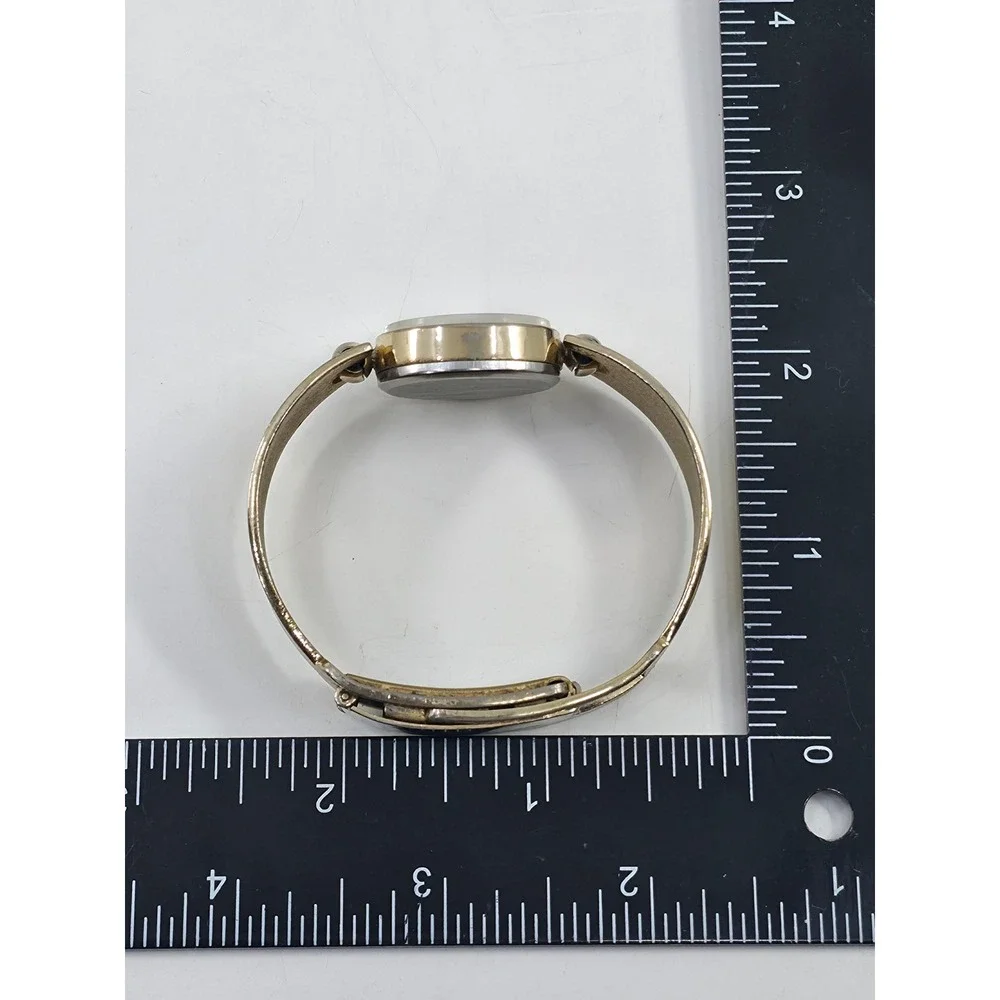 Vintage Majestime 17 Jewels Women Oval Gold Tone Bangle Manual Wind‎ Watch Works